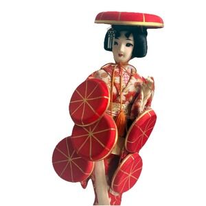 Vintage 1980's Japanese Hat‎ Dance Geisha Doll with Seven Hats Rotating Base